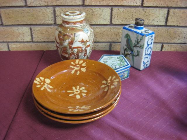 Appraisal: A Satsuma Ginger Jar three slip ware Dishes in D