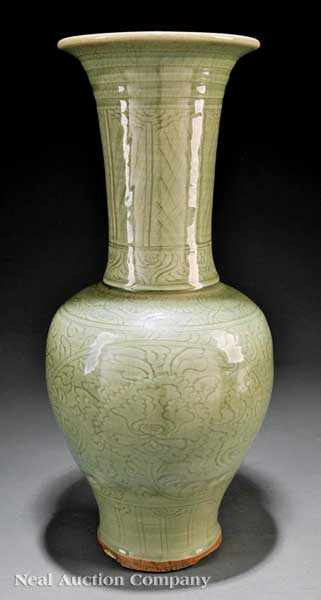 Appraisal: A Chinese Longquan Celadon Yen Yen Vase Ming Dynasty -