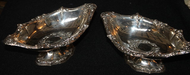 Appraisal: A PAIR OF SILVER BON BON DISHES of boat shaped