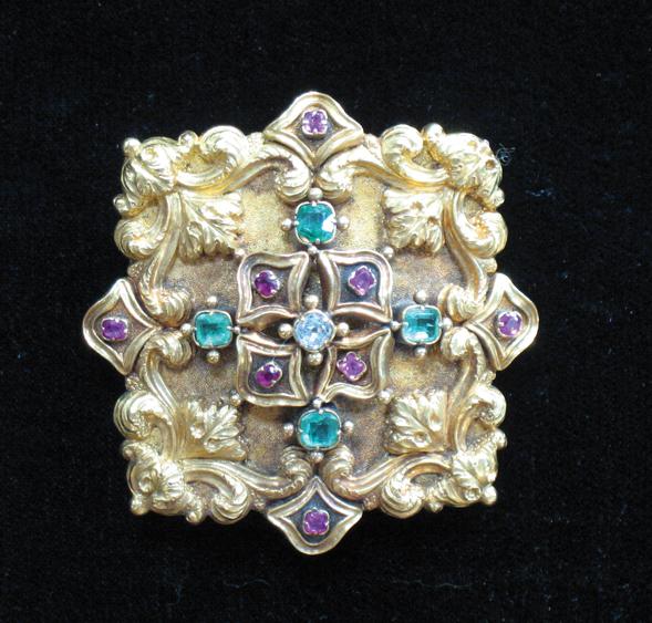 Appraisal: A VICTORIAN GILT METAL BROOCH of square form with scrolling