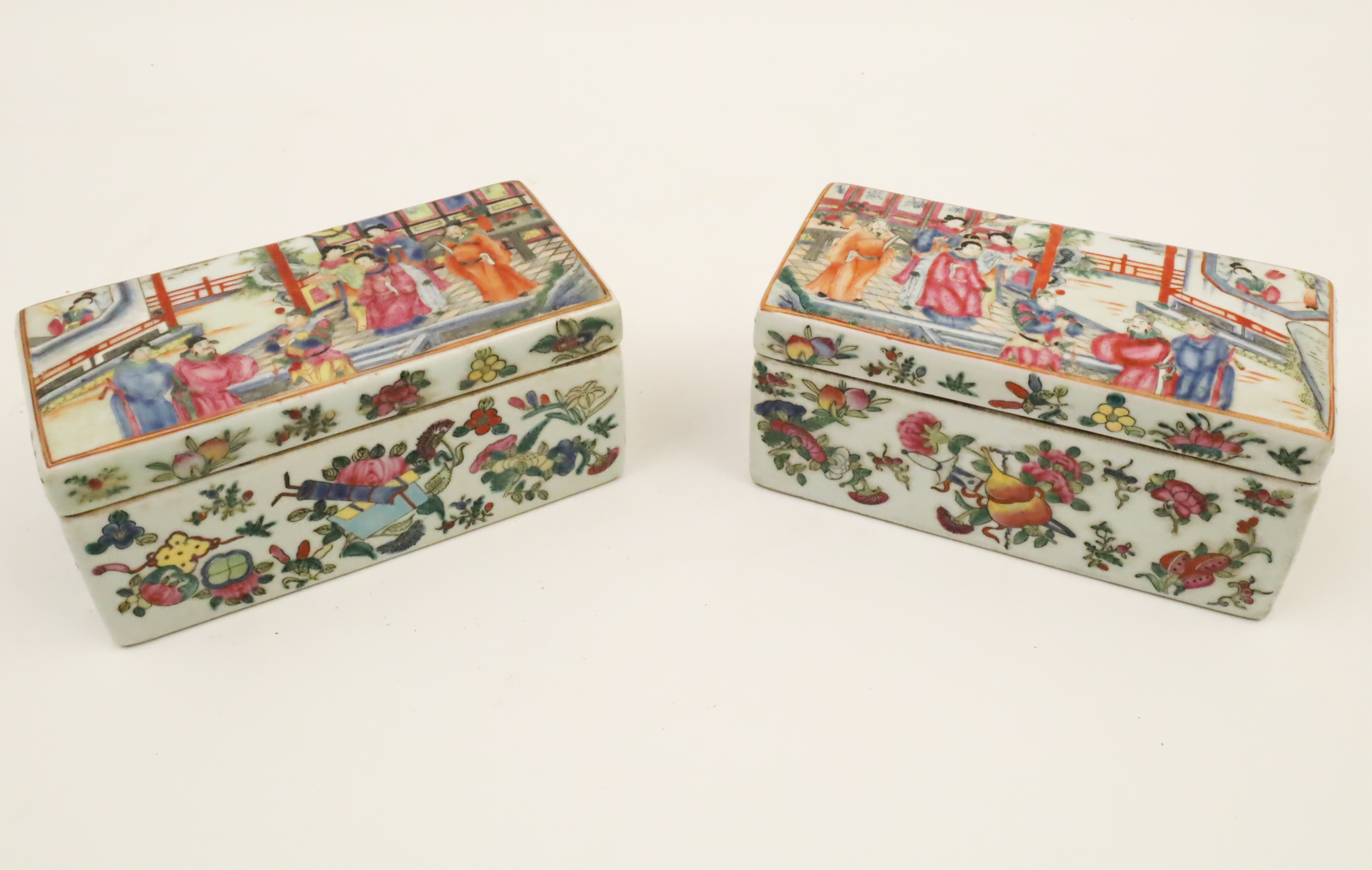 Appraisal: TWO CHINESE FAMILLE ROSE PORCELAIN BOXES Two similar Famille Rose