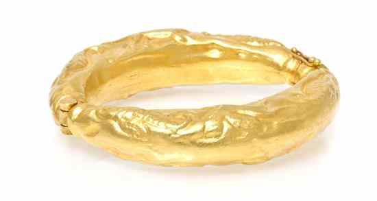 Appraisal: A Karat Yellow Gold Bangle Bracelet in an animal motif