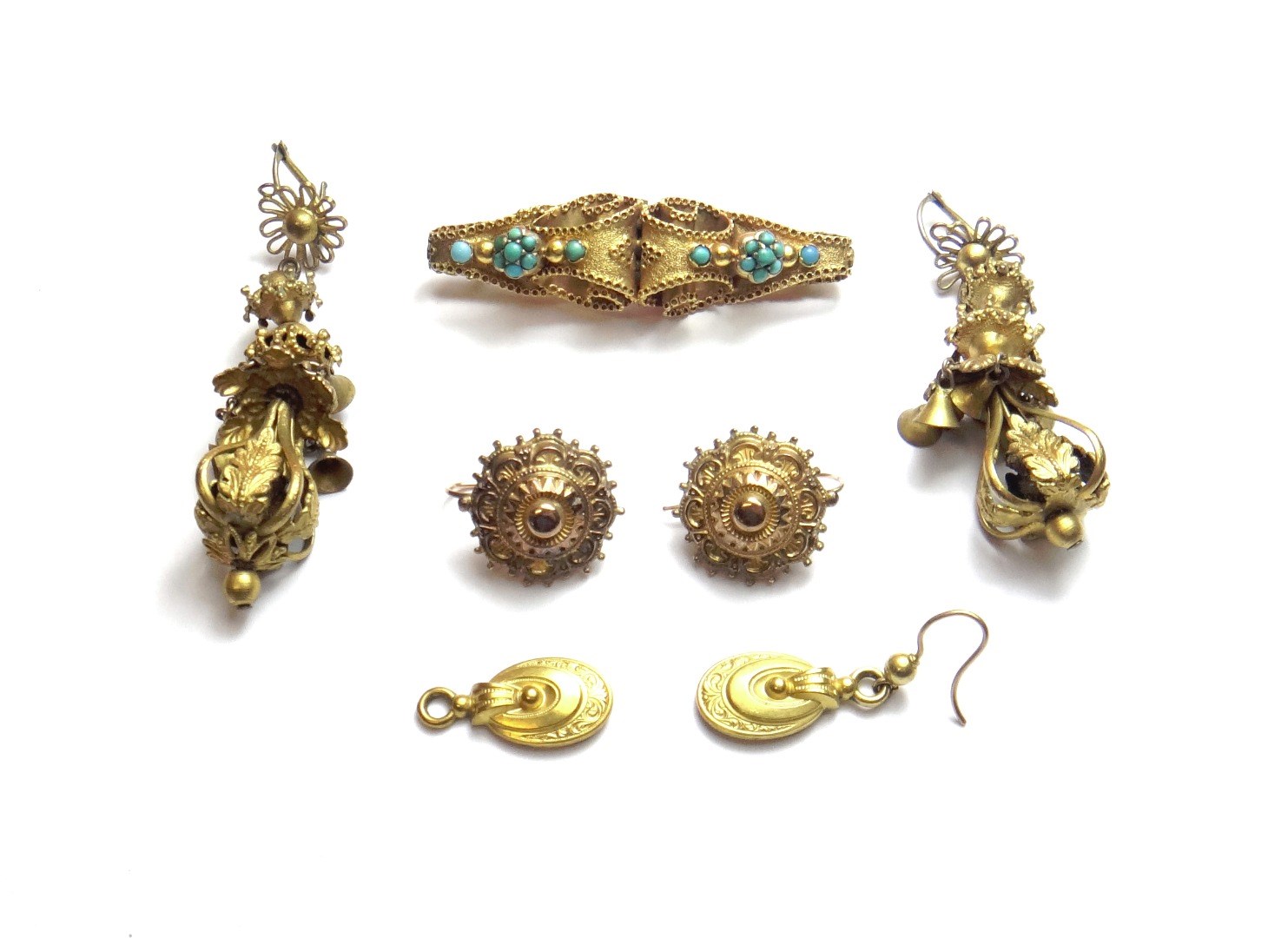 Appraisal: A gold and turquoise set brooch in a twin section