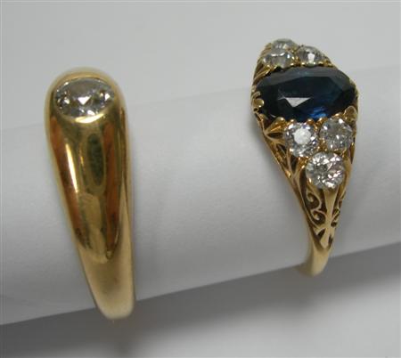 Appraisal: An ct gold mounted sapphire and diamond ring the oval