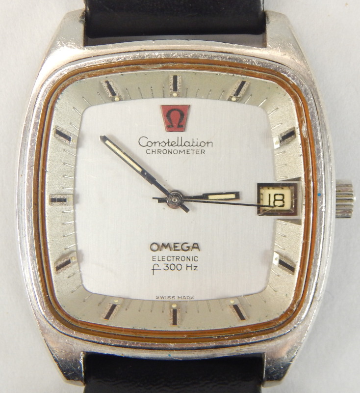 Appraisal: A 's Omega Constellation chronometer electronic gentleman's wristwatch of square