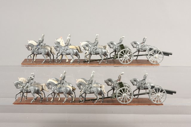 Appraisal: Lot of limbers with cannons metal and plastic horses unpainted