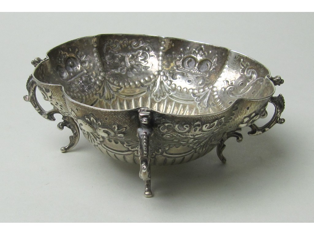 Appraisal: Silver bon bon dish with scalloped rim London