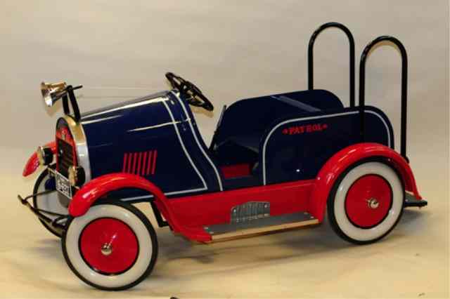 Appraisal: AMERICAN NATIONAL STAKE POLICE PATROL PEDAL CAR Nice restoration painted