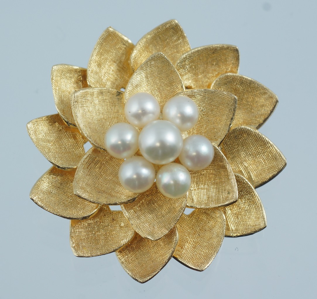 Appraisal: K YG flower head pin with pearls stamped ALA K