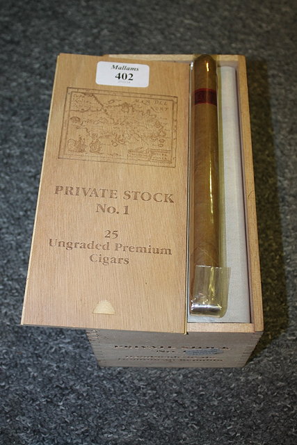 Appraisal: A BOX OF TWENTY FIVE PRIVATE STOCK NO UNGRADED PREMIUM