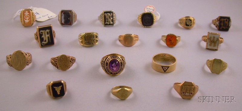 Appraisal: Group of Mostly kt Gold Class Fraternal or Signet Rings