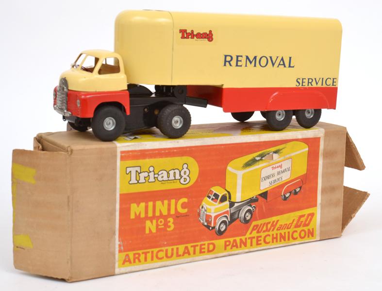 Appraisal: TRIANG MINIC NO PUSH AND GO ARTICULATED PANTECHNICIAN REMOVAL SERVICE