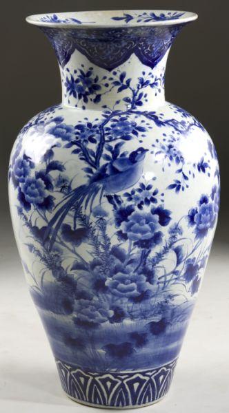 Appraisal: Chinese Large Blue White Vase th century unsigned decorated with