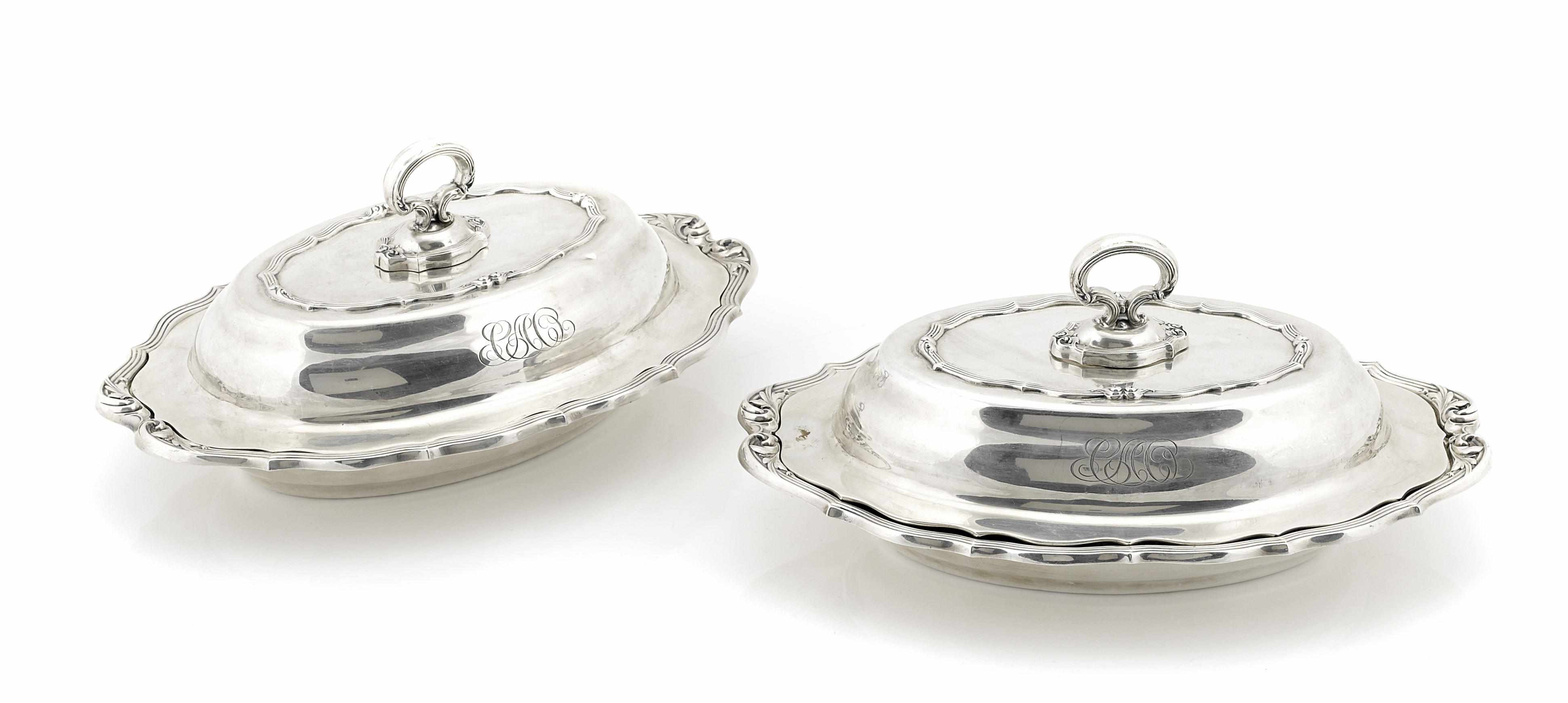 Appraisal: A pair of American sterling silver covered vegetable serving dishes