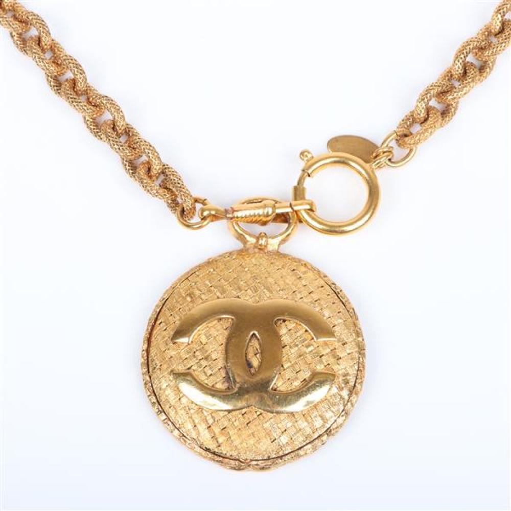 Appraisal: VINTAGE CHANEL GOLD TONE MIRROR PENDANT CHARM NECKLACE WITH CC