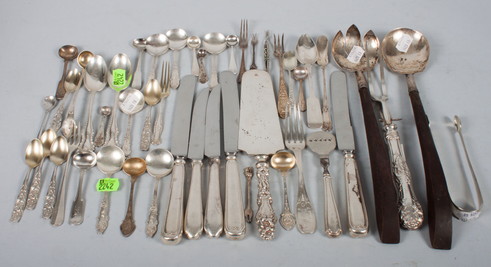 Appraisal: Group of American other sterling flatware pieces pieces including knives