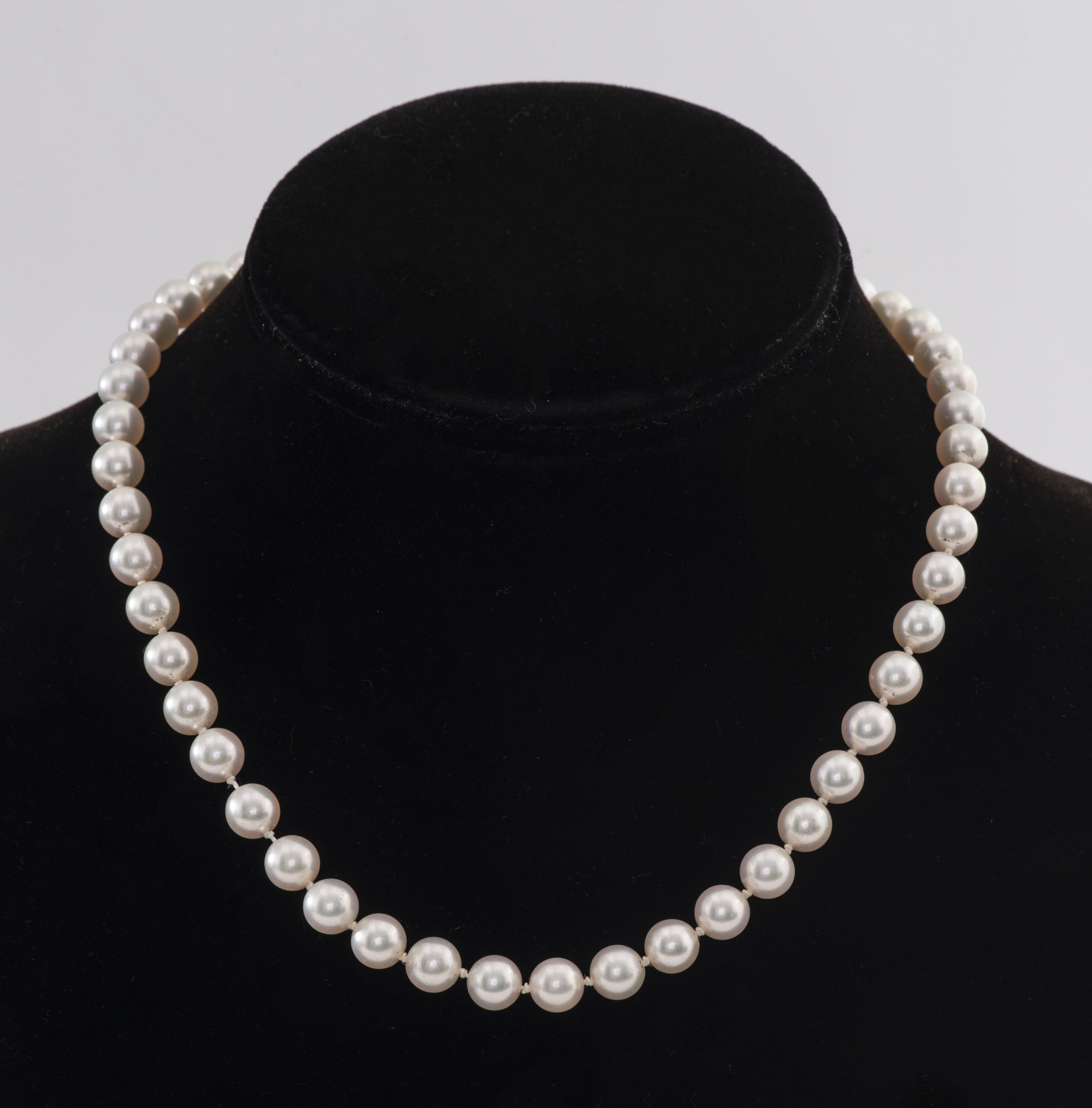 Appraisal: MM CULTURED PEARL NECKLACE WITH K GOLD CLASP Vintage mm