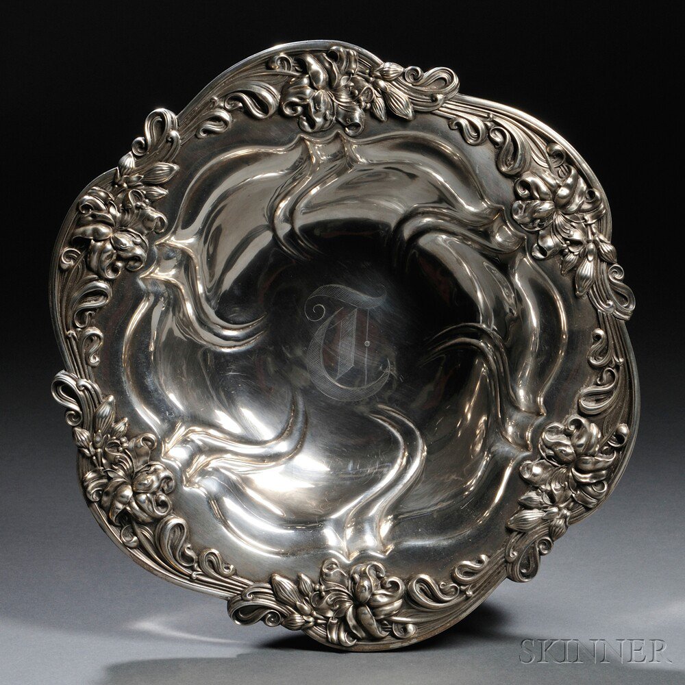 Appraisal: Meriden International Shaped Sterling Silver Bowl with cast Art Nouveau-style