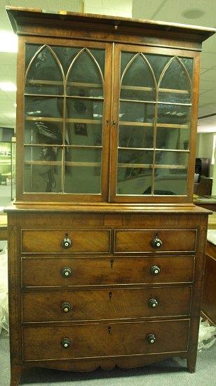 Appraisal: A Regency mahogany chest with ebony and boxwood banding fitted