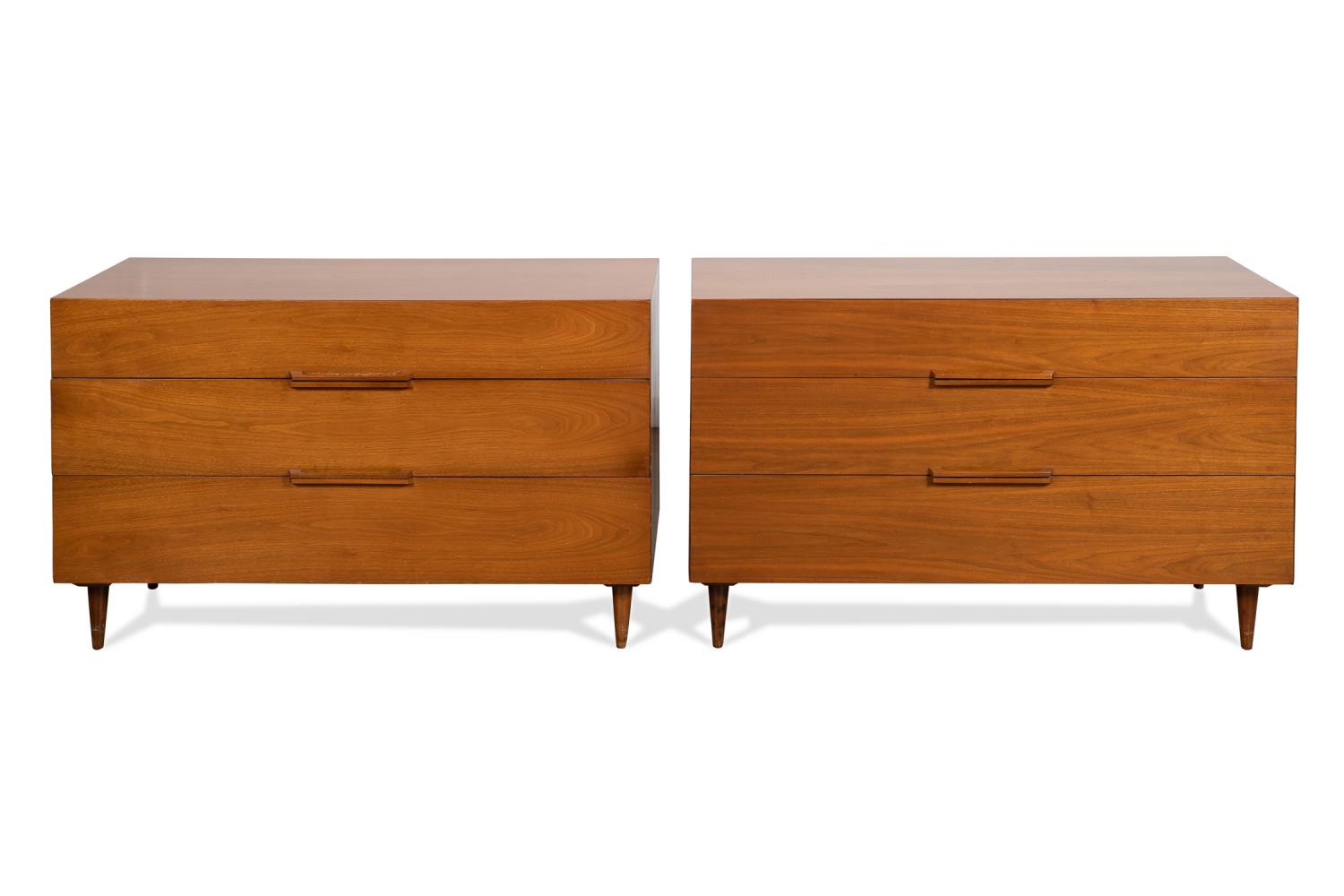 Appraisal: PAIR MID-CENTURY MODERN THREE DRAWER CHESTS Pair of Ramseur Furniture