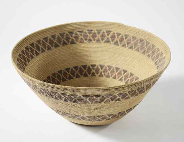 Appraisal: YOKUT INDIAN BASKET having a rattle snake design woven with