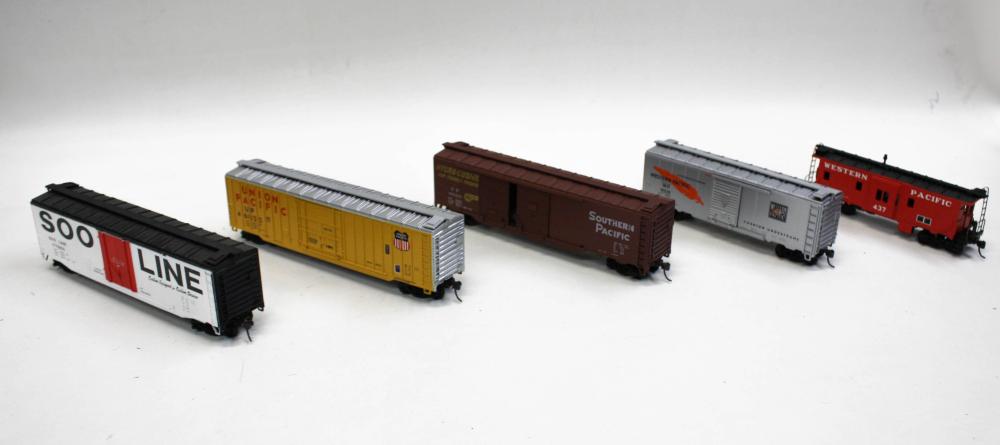 Appraisal: COLLECTION OF TWENTY HO GAUGE MODEL TRAINS Engines Proto series