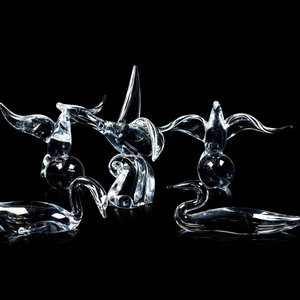 Appraisal: A Group of Five Steuben Glass Figures of Birds Second