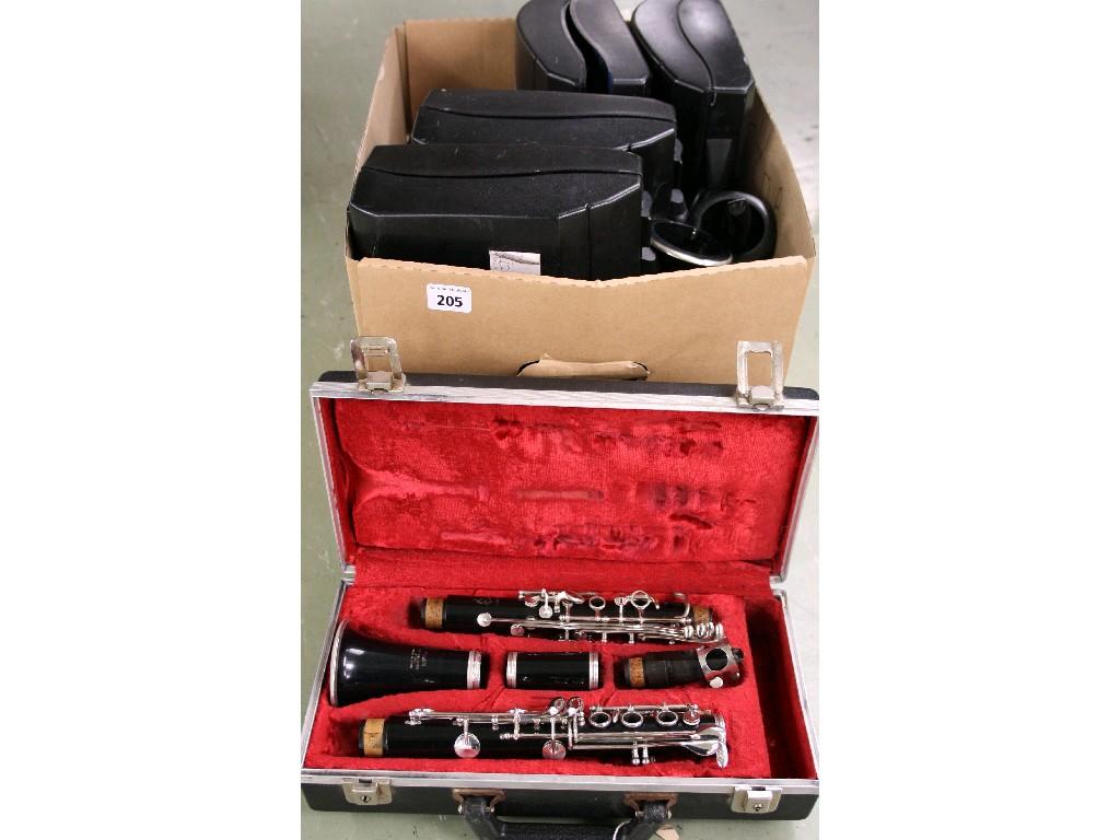 Appraisal: Five student grade clarinets all cased together with two uncased