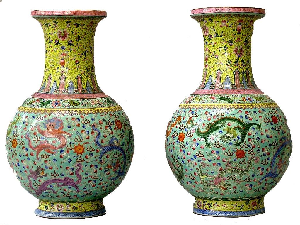 Appraisal: Pair of Chinese famille rose ovoid vases with flared tapering