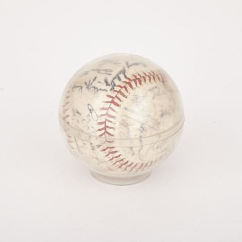 Appraisal: St Louis Cardinals Team Signed Baseball including autographs of Jerry