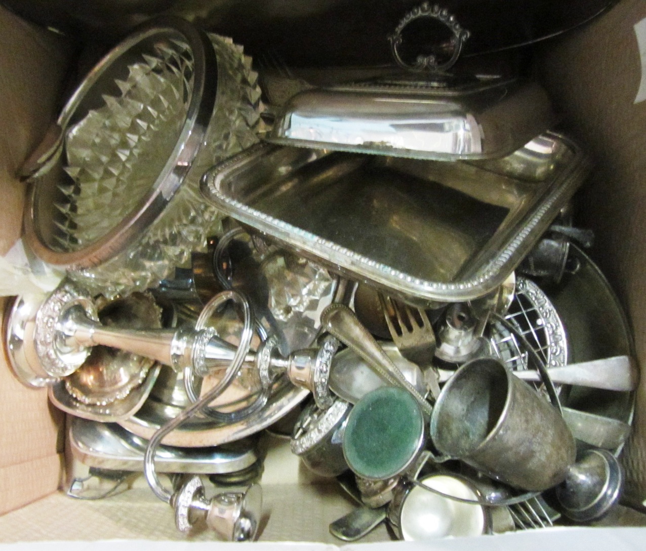 Appraisal: Quantity of plated wares including an oval plated tray and