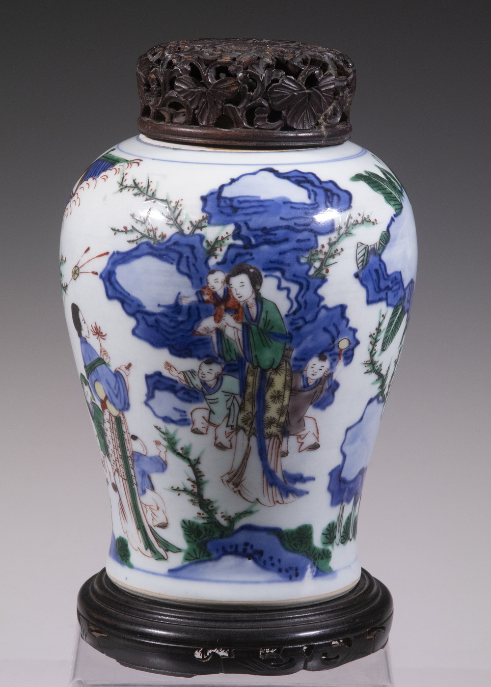 Appraisal: CHINESE WUCAI JAR WITH CARVED COVER Chinese Porcelain Vase with