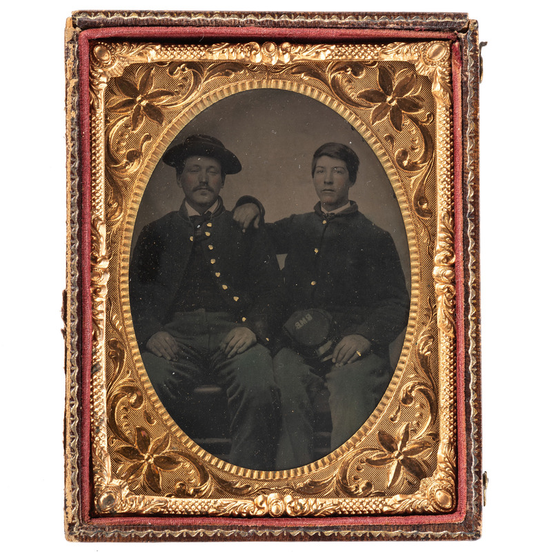 Appraisal: CIVIL WAR Quarter plate tintype of Union pards N p