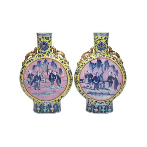 Appraisal: Pair of Blue and White Moonflasks th Century Each with