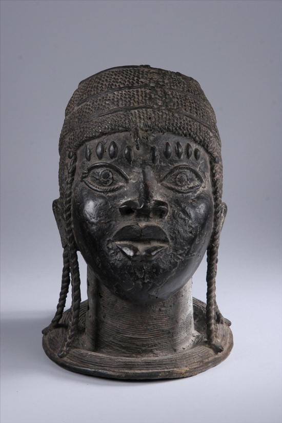 Appraisal: BENIN BRONZE FIGURE OF FEMALE Wearing braided hair - x