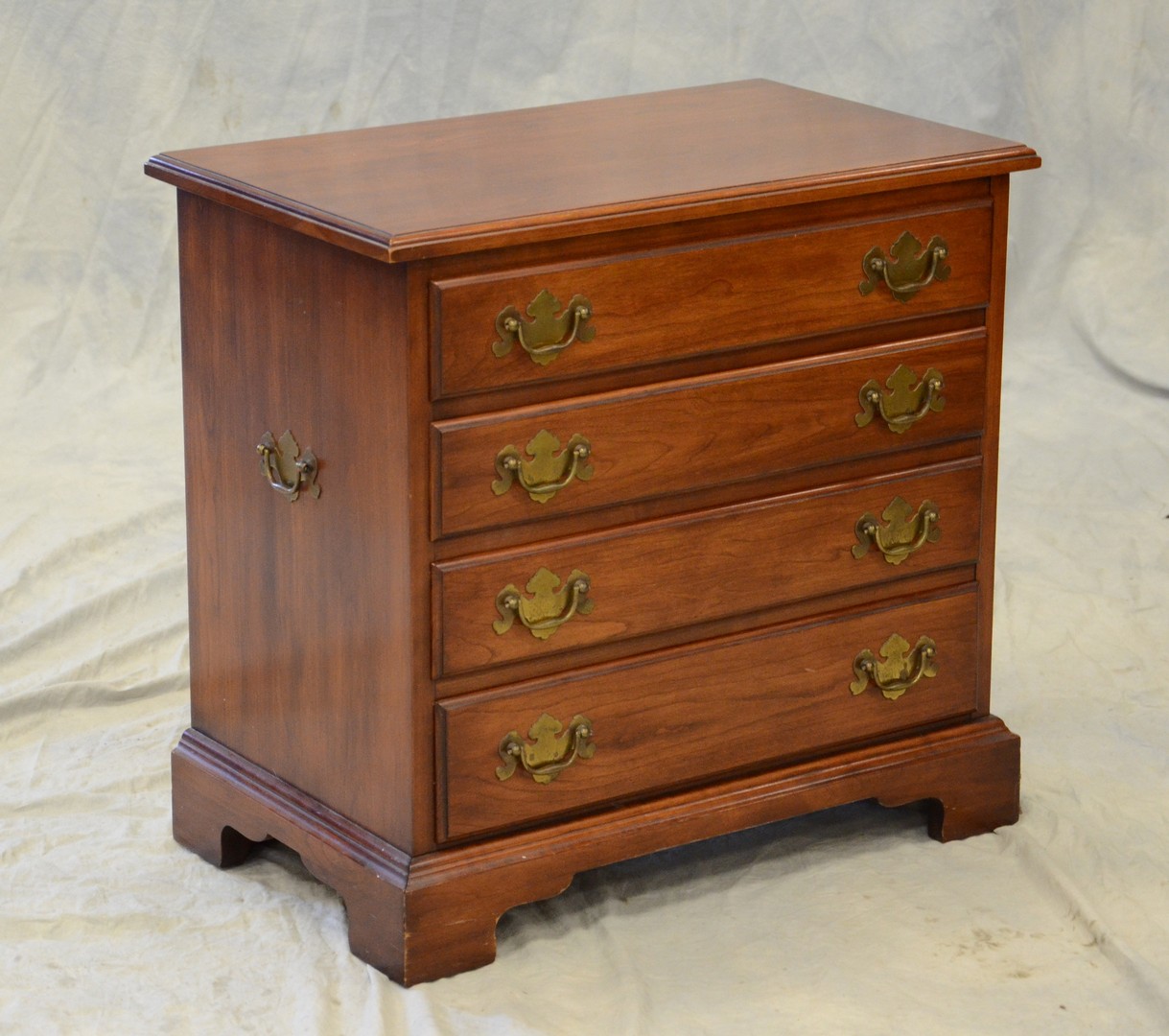 Appraisal: Henkel Harris wild black cherry -drawer bachelors chest h x