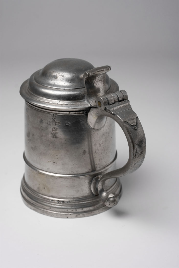 Appraisal: PEWTER PINT TANKARD WILLIAM EDDON LONDON ENGLAND CIRCA - Maker's