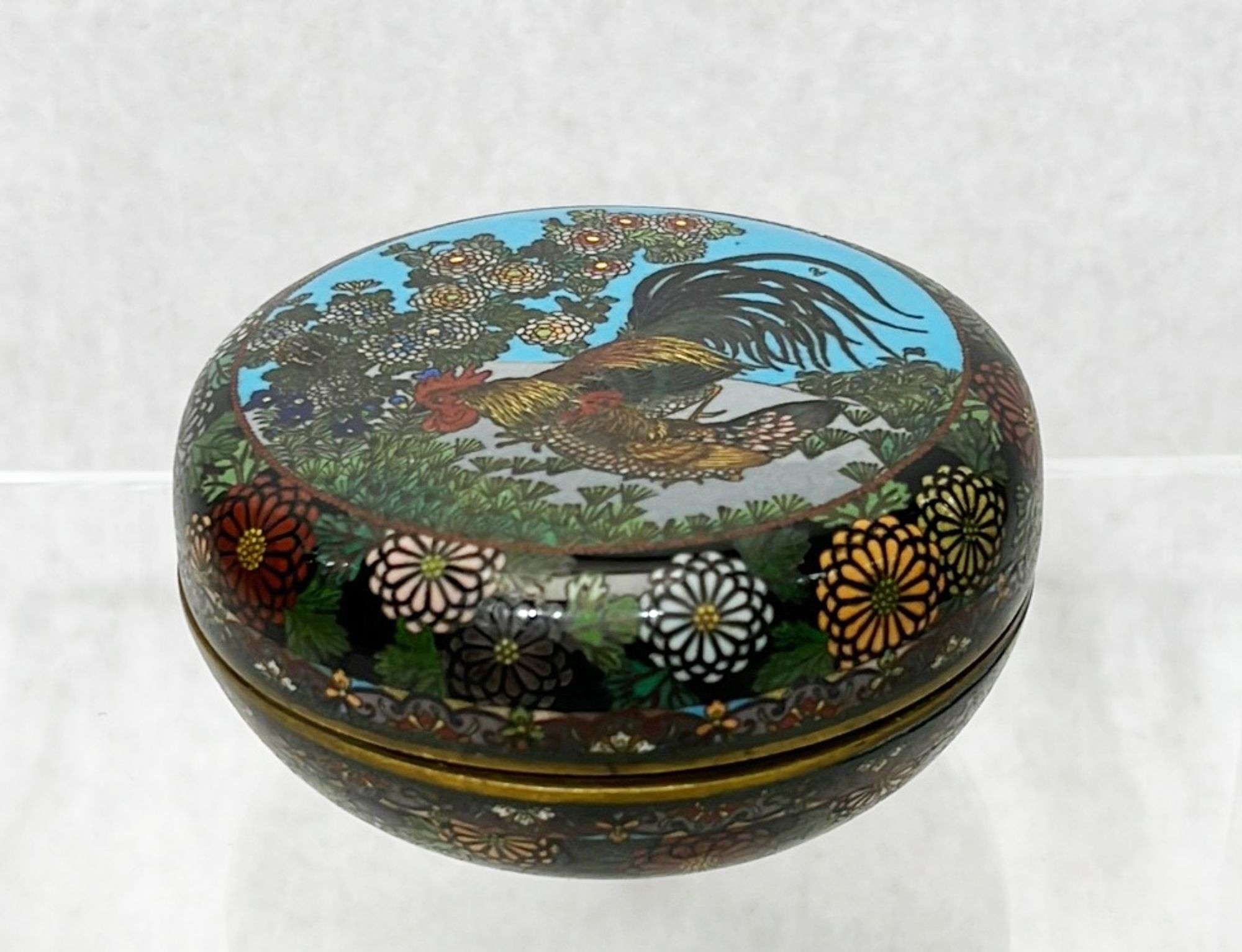 Appraisal: Japanese Meiji Period Cloisonne Rooster Box in diameter Condition Good