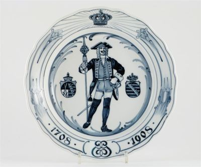 Appraisal: A Meissen commemorative plate painted in blue with Augustus the