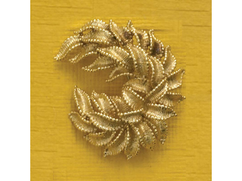 Appraisal: K LEAF DESIGN PIN with beaded border Weight Estimate -