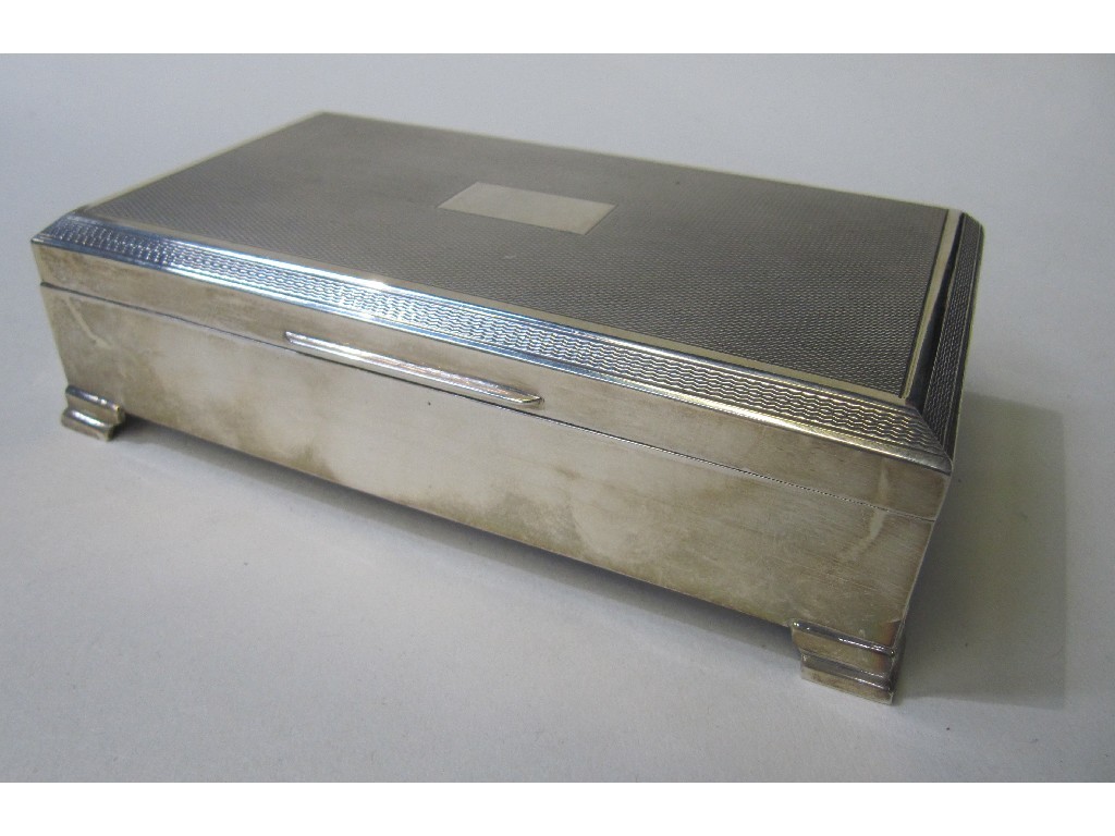 Appraisal: Silver cigarette box Birmingham