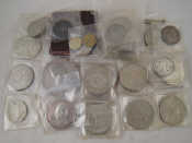 Appraisal: A quantity of British and other coins including fourteen British