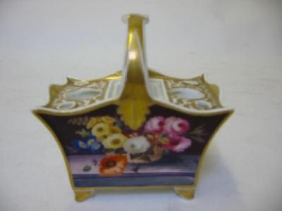 Appraisal: A GRAINGERS WORCESTER PORCELAIN BASKET INKWELL early th century of