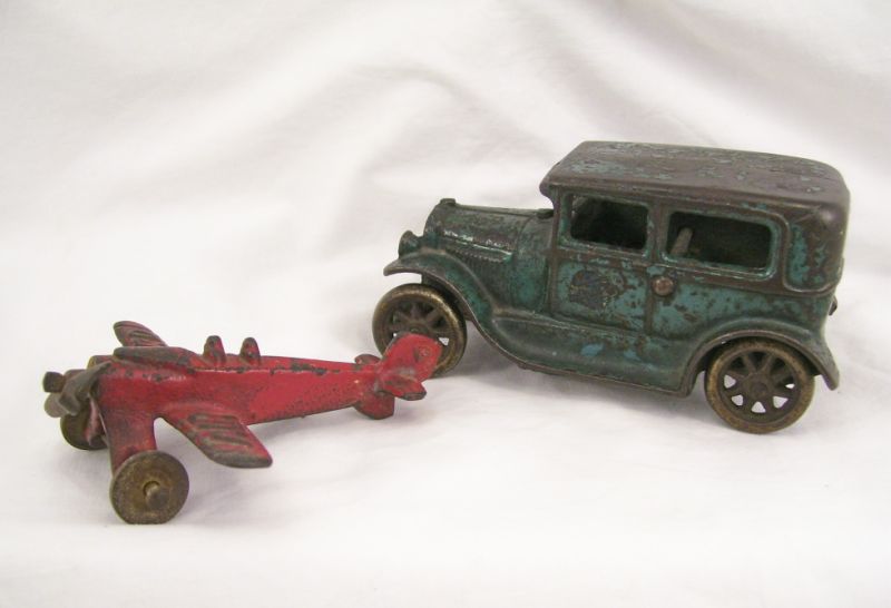 Appraisal: - Vintage Cast Iron Toys Includes Arcade Model T cast