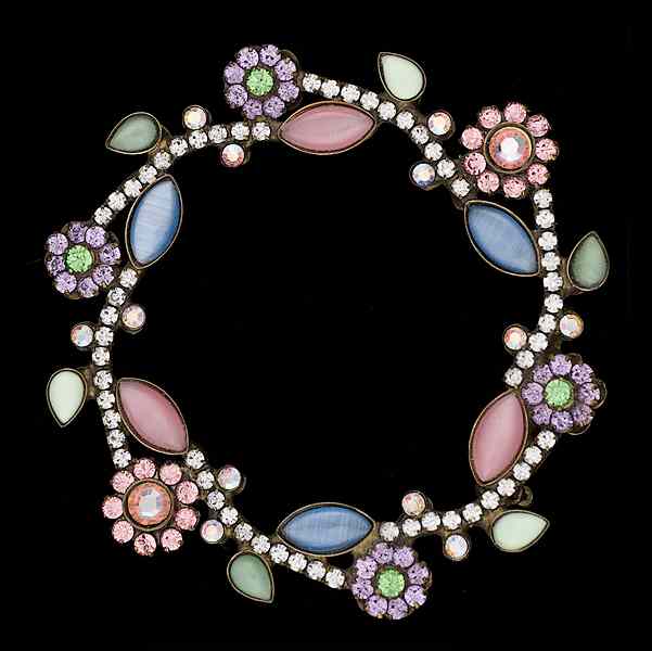 Appraisal: Sorrelli Brooch A black Sorrelli brooch all signed pieces are