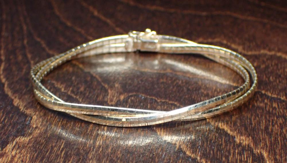 Appraisal: ITALIAN MADE FOURTEEN KARAT GOLD BRACELET The - double k