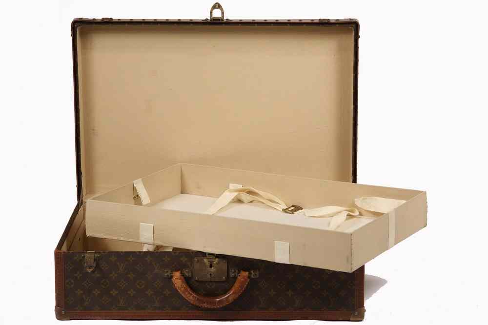 Appraisal: LOUIS VUITTON SUITCASE - Gentleman's Louis Vuitton Suitcase in the