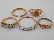 Appraisal: A mixed lot comprising an carat gold wedding ring AF