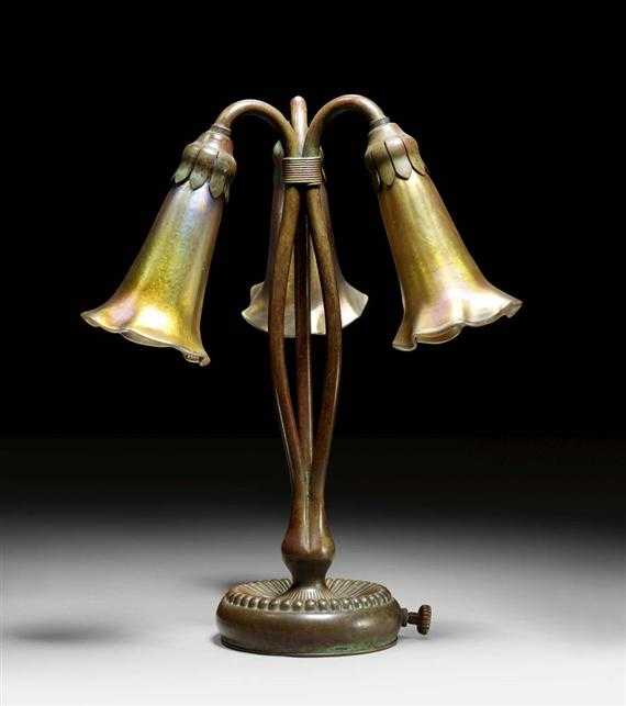 Appraisal: TIFFANY STUDIOS N Y SMALL TABLE LAMP -LIGHT LILY circa