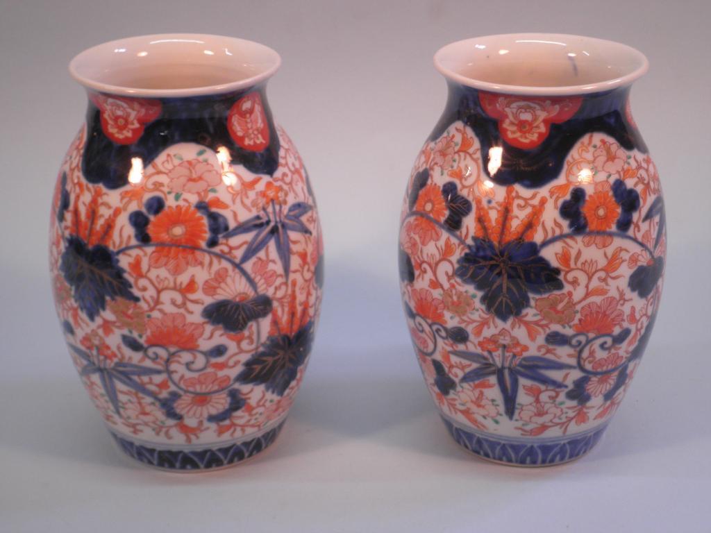 Appraisal: A pair of thC Japanese Imari vases cm high